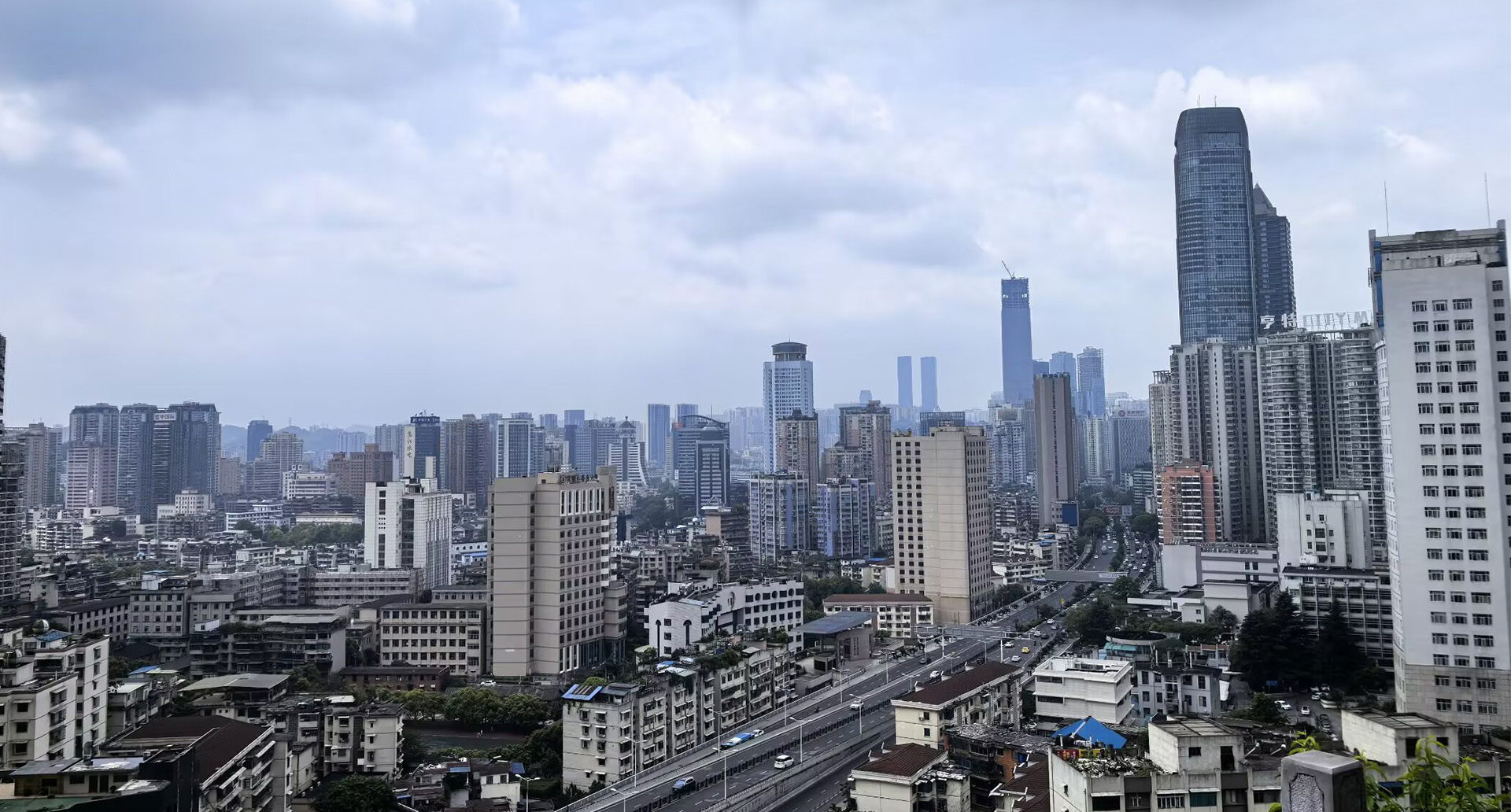 突破传统混凝土局限，高延性混凝土重塑建筑安全新标准