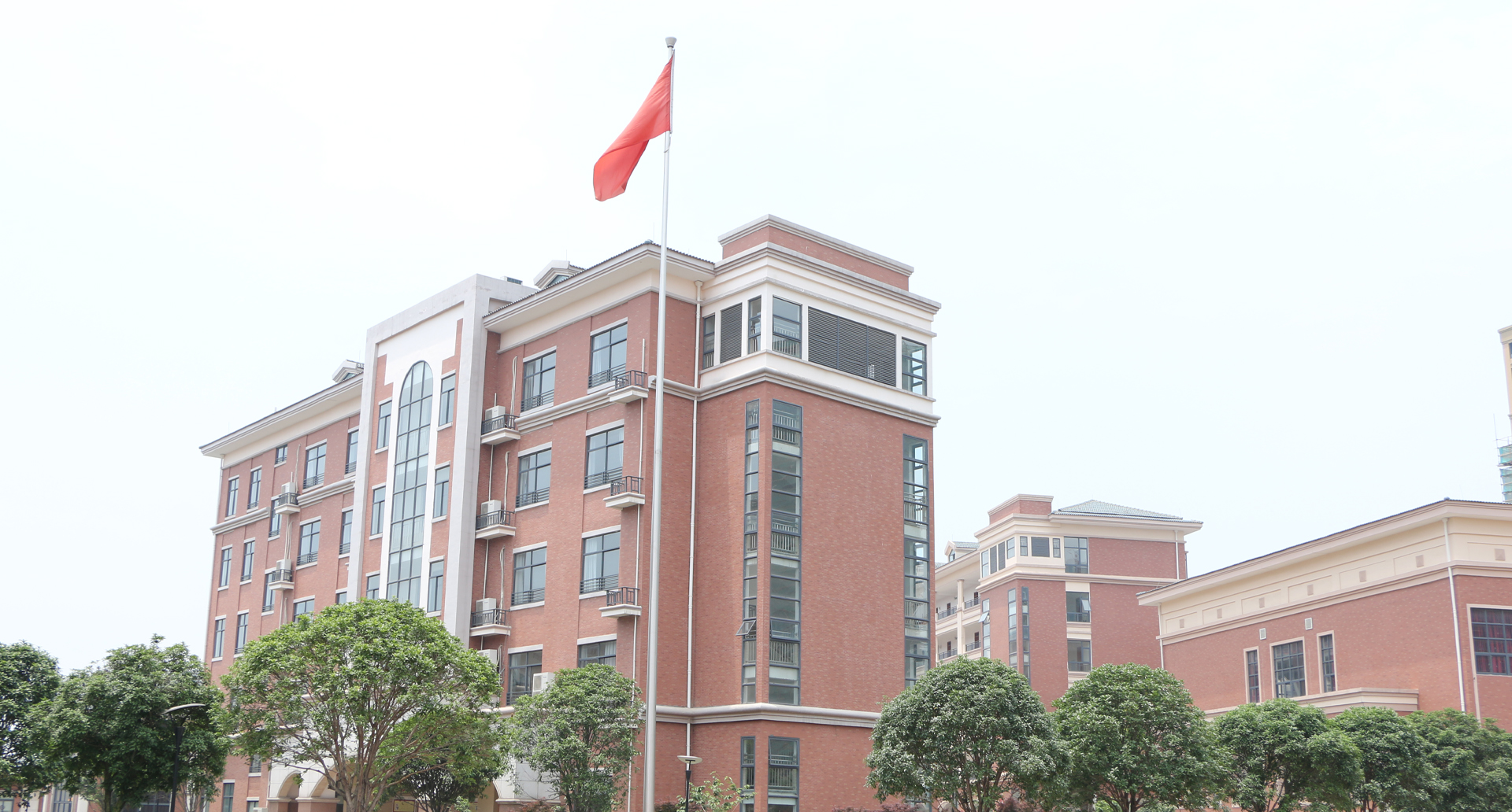 从隐患到安心：高延性混凝土为亿万家庭撑起校园安全伞